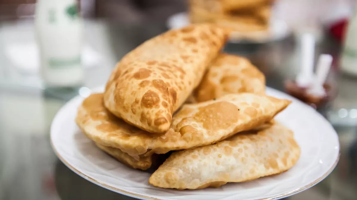 Eskişehir’in Efsanevi Lezzeti: Çıtır Çıtır Çibörek Tarifi ve Püf Noktalarına Zoom'la