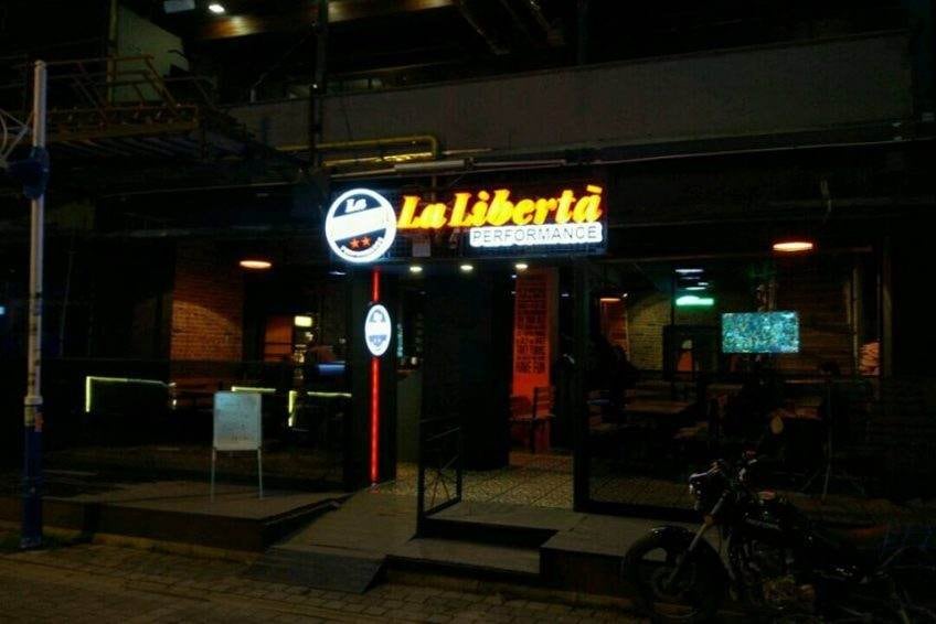 Eskişehir'in En İyi 50 Pub ve Gece Kulübüne Zoom'la