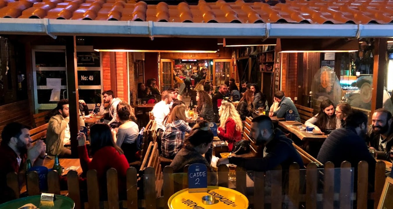 Eskişehir'in En İyi 50 Pub ve Gece Kulübüne Zoom'la