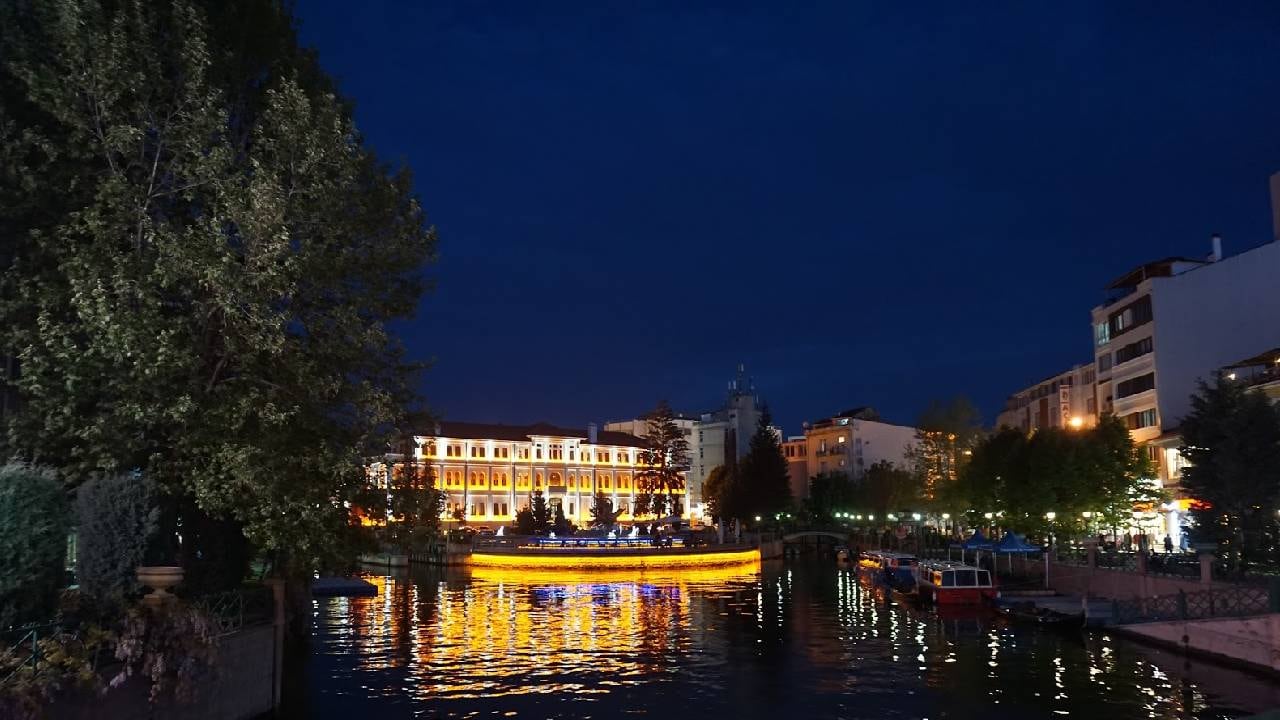 en-kalabalik-eskisehir-ilcesi