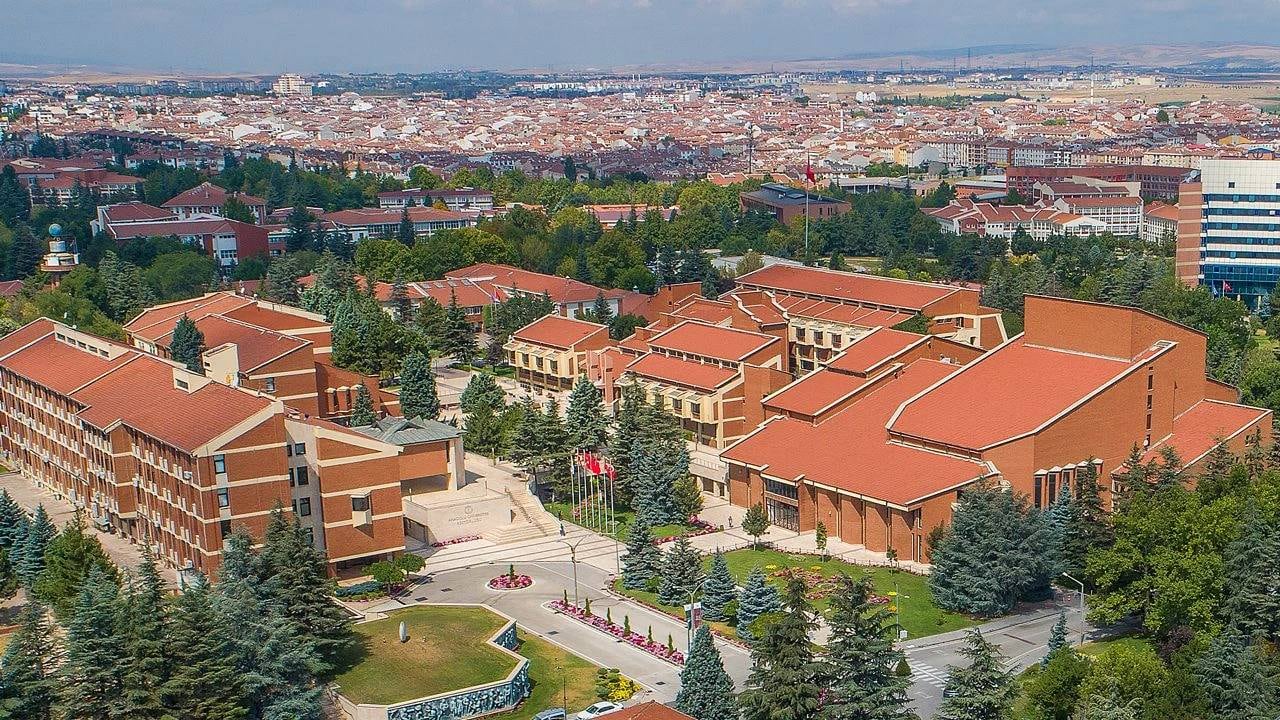 eskisehir-anadolu-universitesi