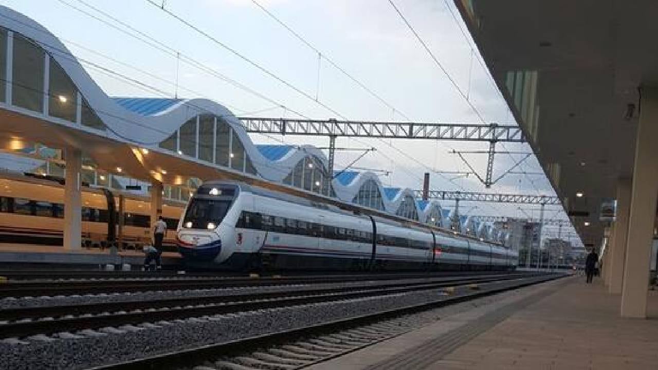 eskisehir-tren-istasyonu
