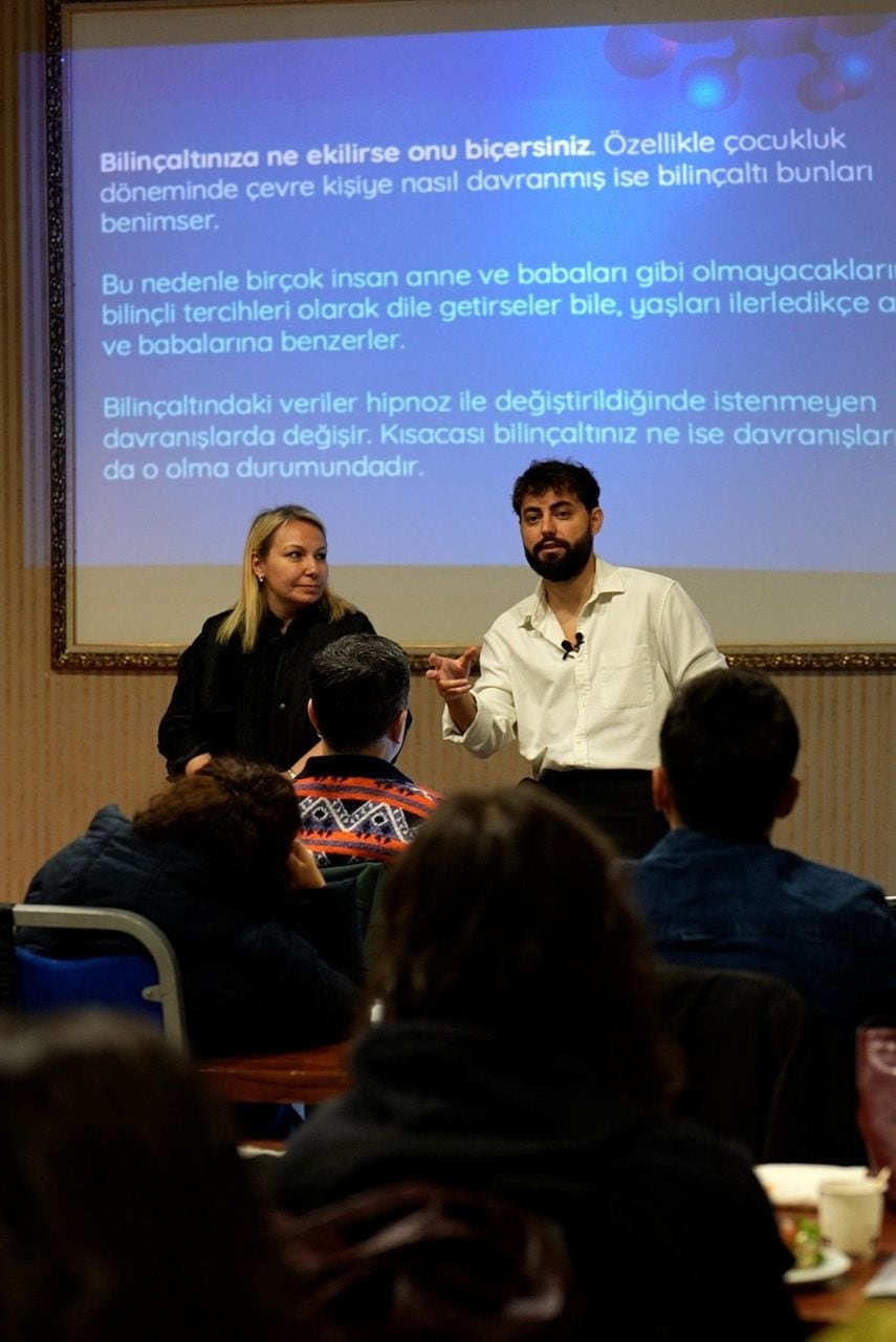 Zihin Kontrolü ve Hipnoz Üzerine: Korzay Koçak ile Özel Röportaj