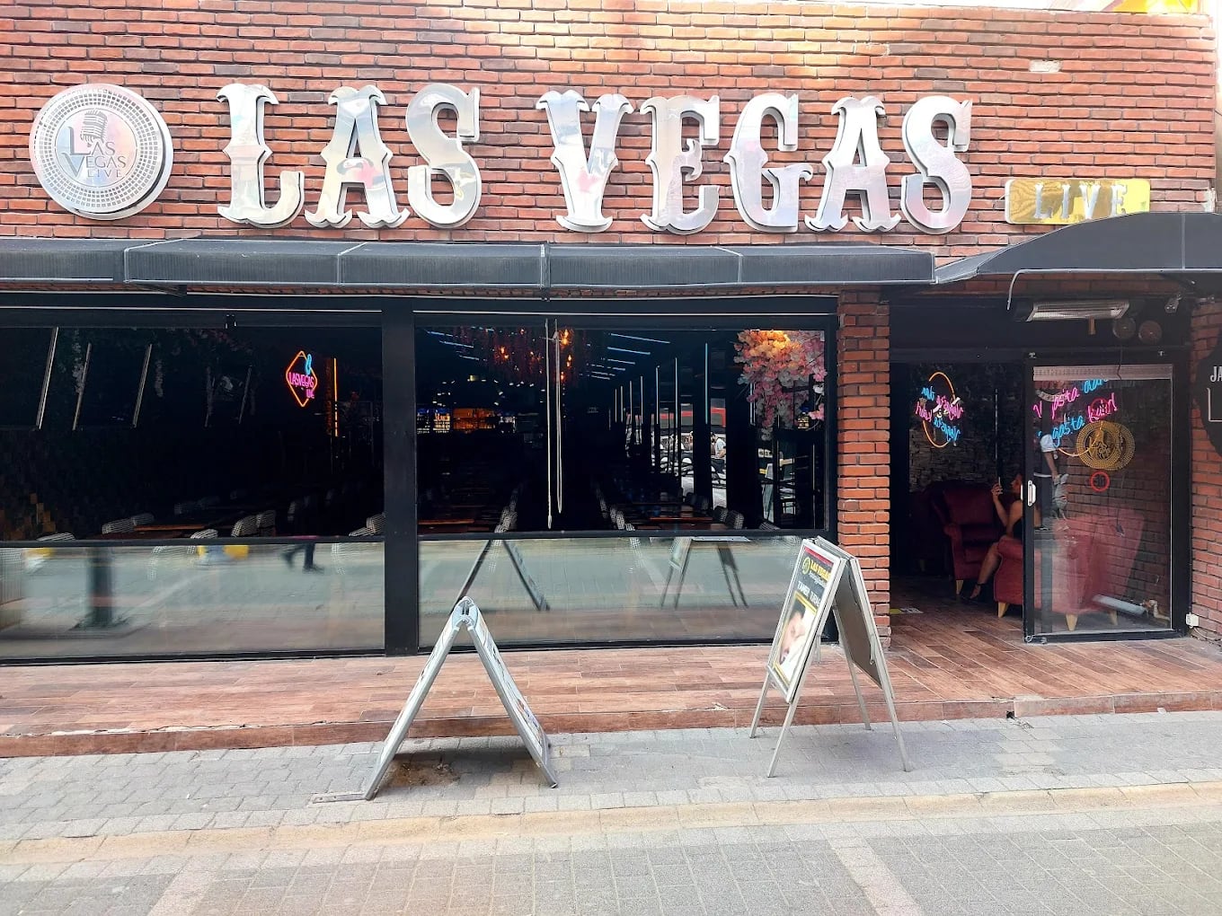 Eskişehir'in En İyi 50 Pub ve Gece Kulübüne Zoom'la