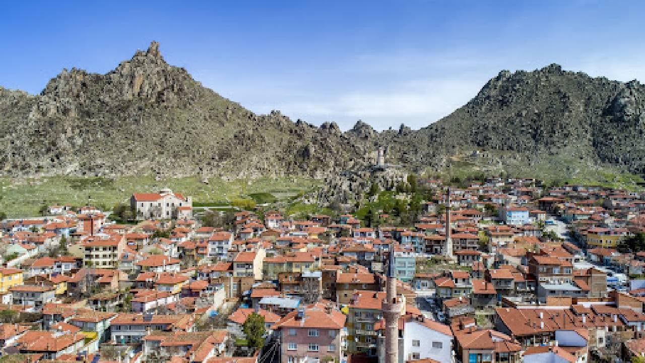 sivrihisar-nereye-bagli