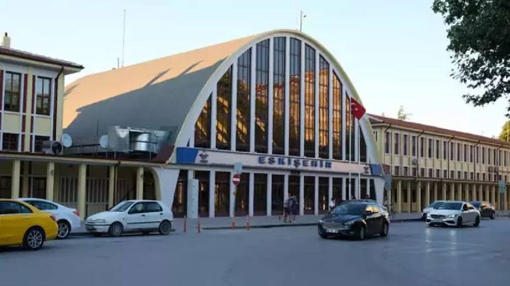 eskisehir-tren-istasyonu